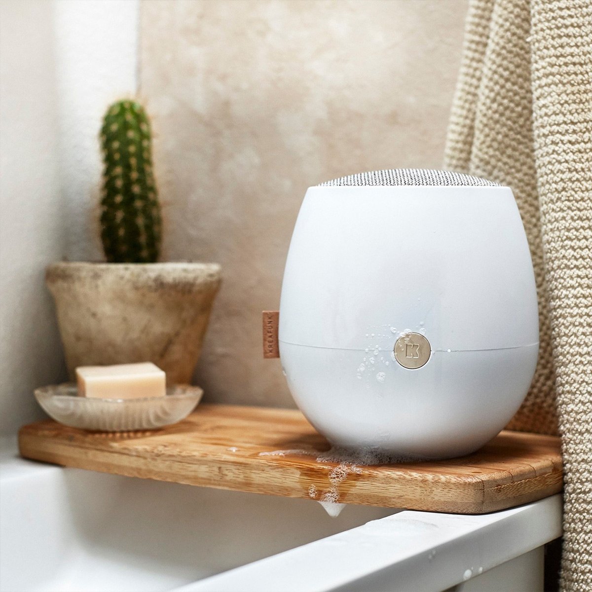 Enceinte waterproof aJAZZ Qi