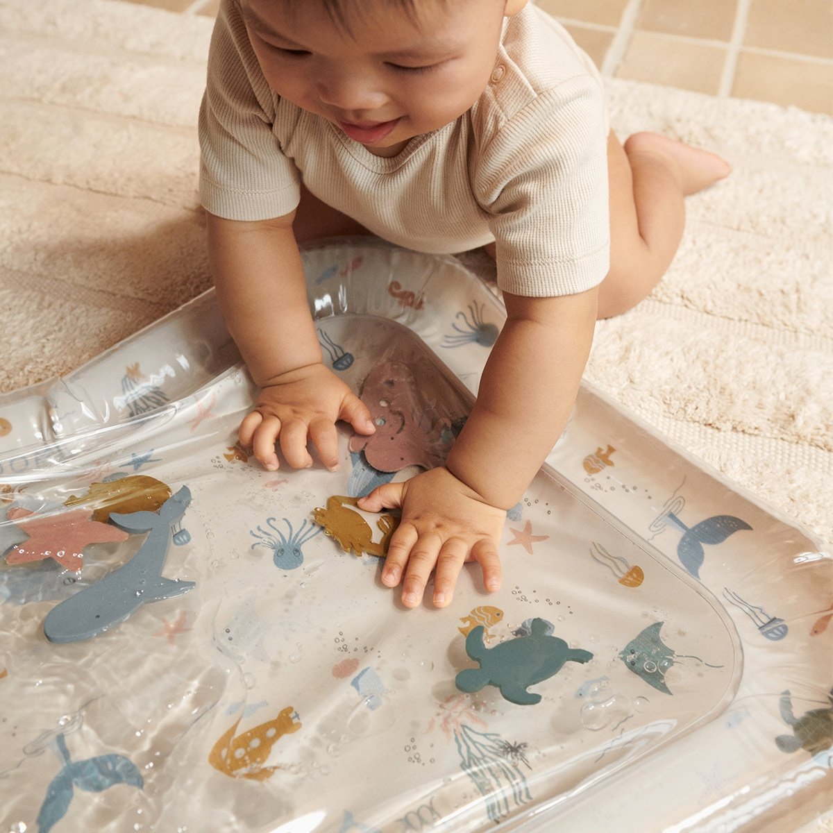 Tapis éveil sensoriel Liewood