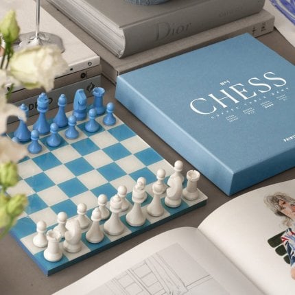 Jeu d'échecs bleu
