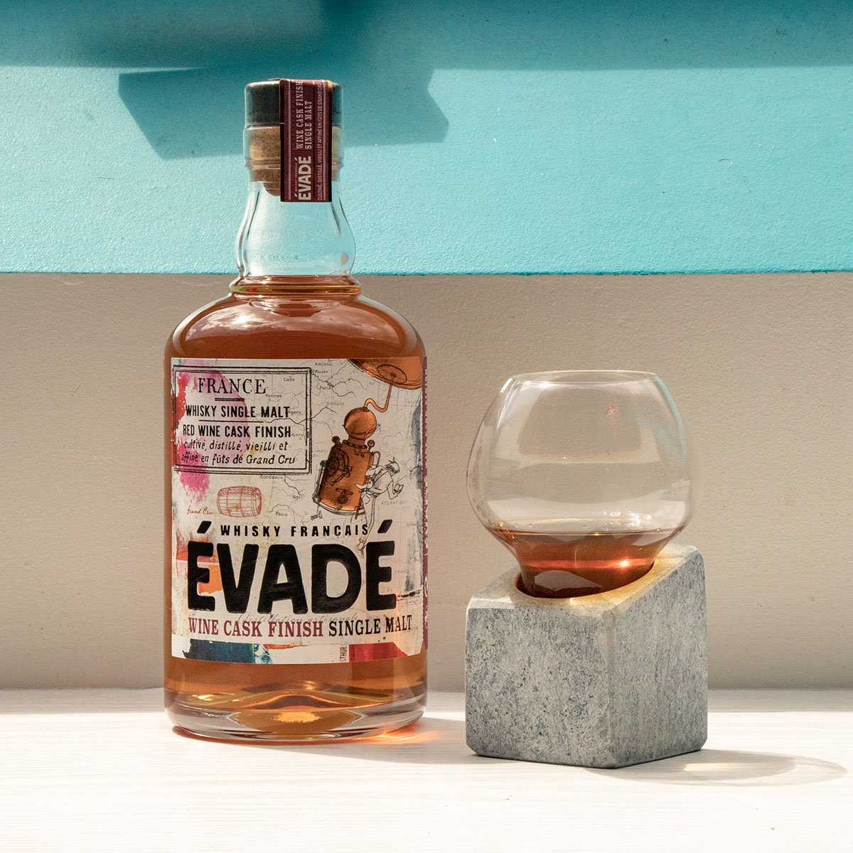 Whisky français évadé – Whiskies du monde, sélection de single malts 70 cl assemblés artisanalement en France, expérience authen