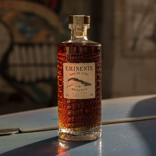 Rhum Eminente Reserva 7 ans – Rhum cubain premium vieilli en fût, 70 cl, notes aromatiques complexes, 41,3% alcool
