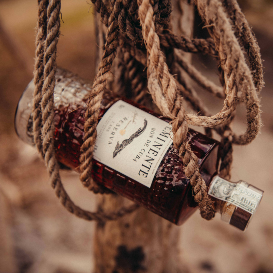 Rhum Eminente Reserva 7 ans – Rhum cubain premium vieilli en fût, 70 cl, notes aromatiques complexes, 41,3% alcool