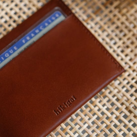 Porte-cartes ID en cuir personnalisable Hikigaï – Porte-cartes ultra-fin en cuir végétal, rangement sécurisé pour ID et cartes,
