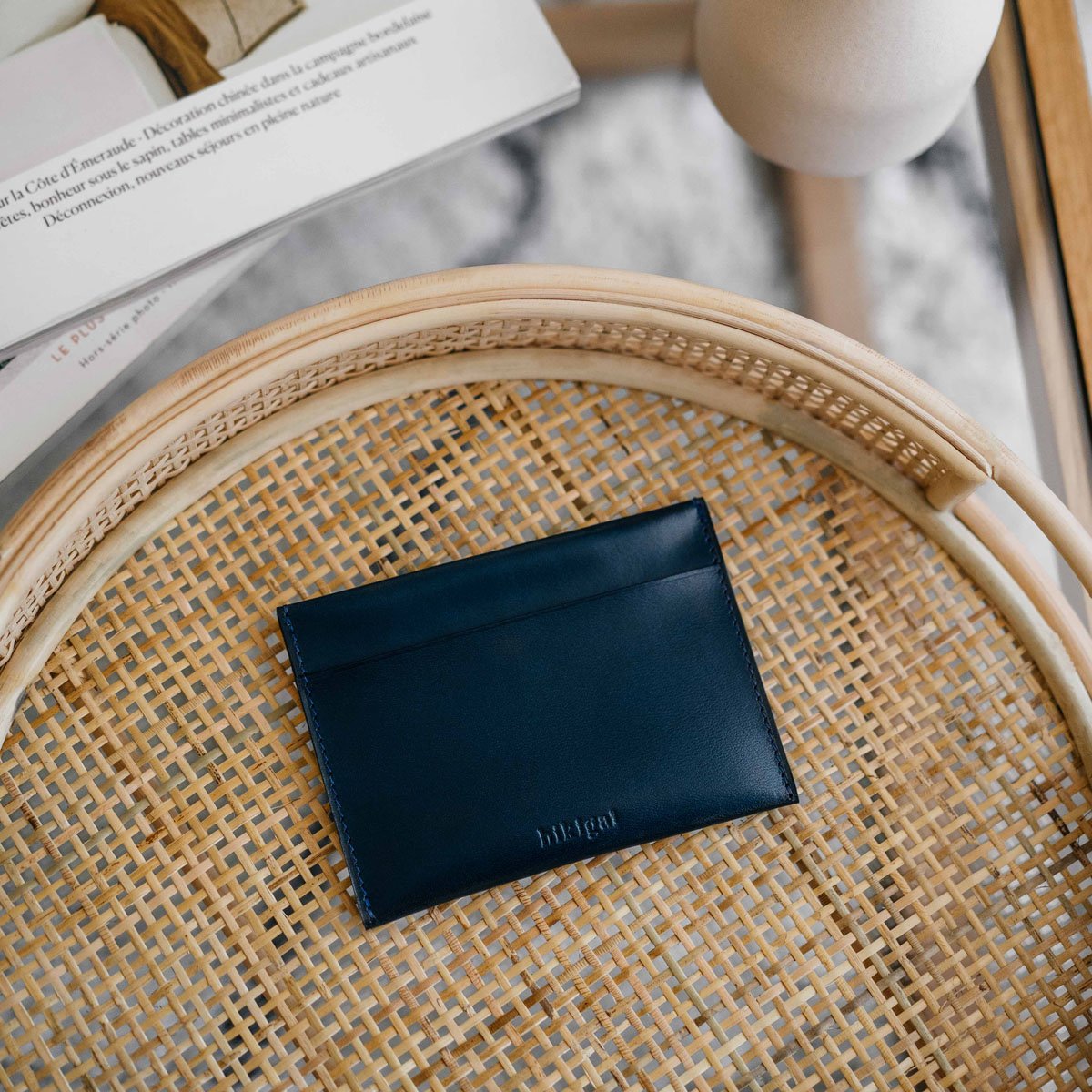 Porte-cartes ID en cuir personnalisable Hikigaï – Porte-cartes ultra-fin en cuir végétal, rangement sécurisé pour ID et cartes,