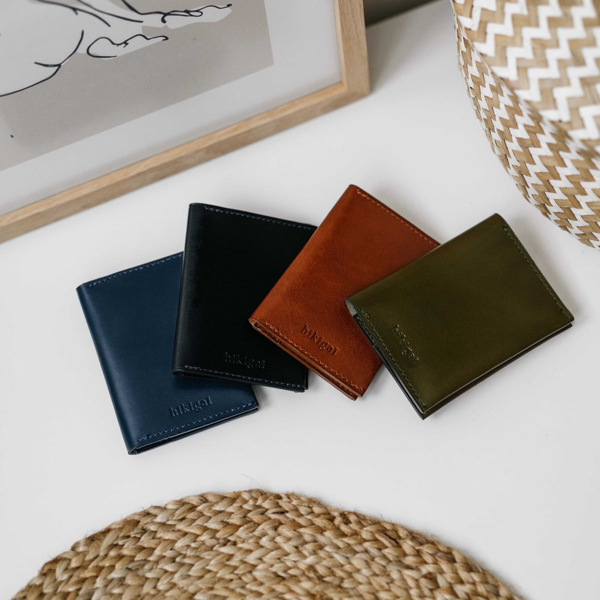 Porte-cartes pliable en cuir personnalisable – Porte-cartes extra-fin en cuir tanné végétal, design élégant et fabriqué en Franc