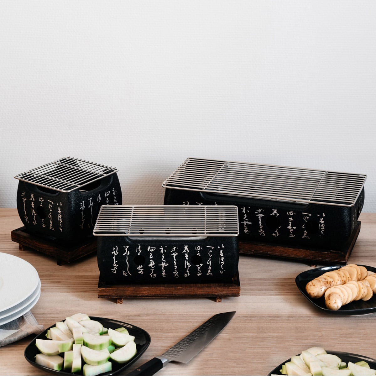 Barbecue japonais - Grill yakitori - Binchotan - idée cadeau japon - Barbecue de table - cadeau cuisine homme - Tokyo Design