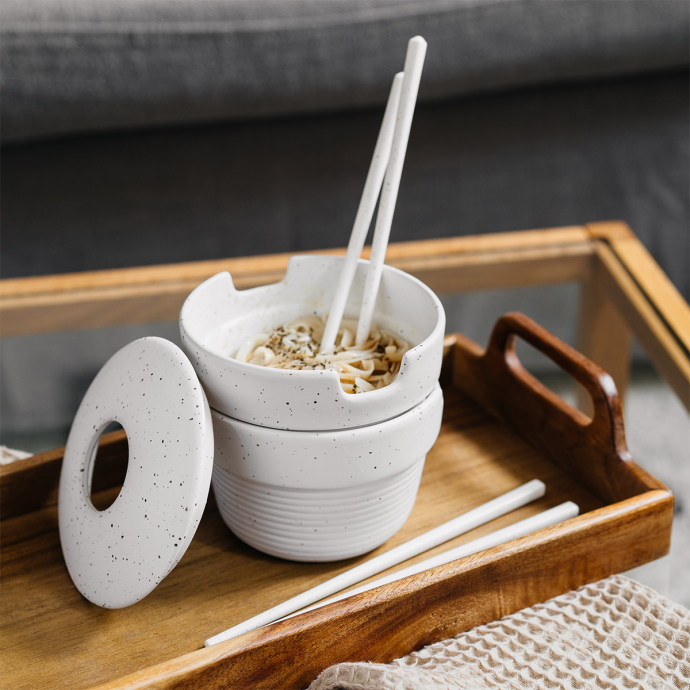 Duo de bols à nouilles empilables United By Blue – Céramique éco-responsable, couvercle & baguettes inclus