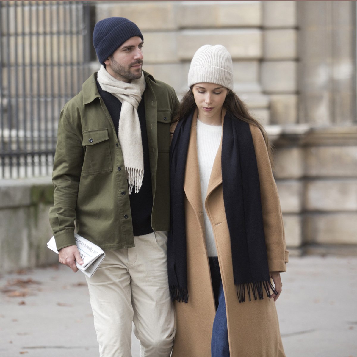 Écharpe en laine – Épilogue, écharpe unie en laine vierge 25x190 cm, intemporelle et élégante, fabriquée en Europe, style chic