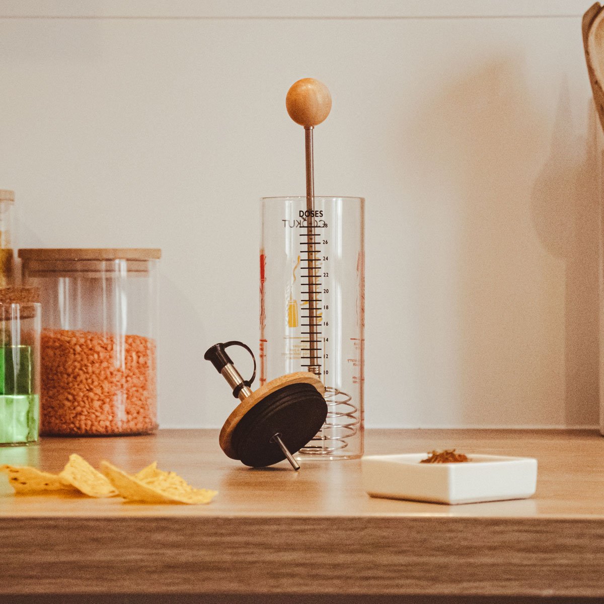 Kit 99 sauces inratables - Shaker gradué, fouet émulsion et livret de recettes - Préparez vos sauces maison