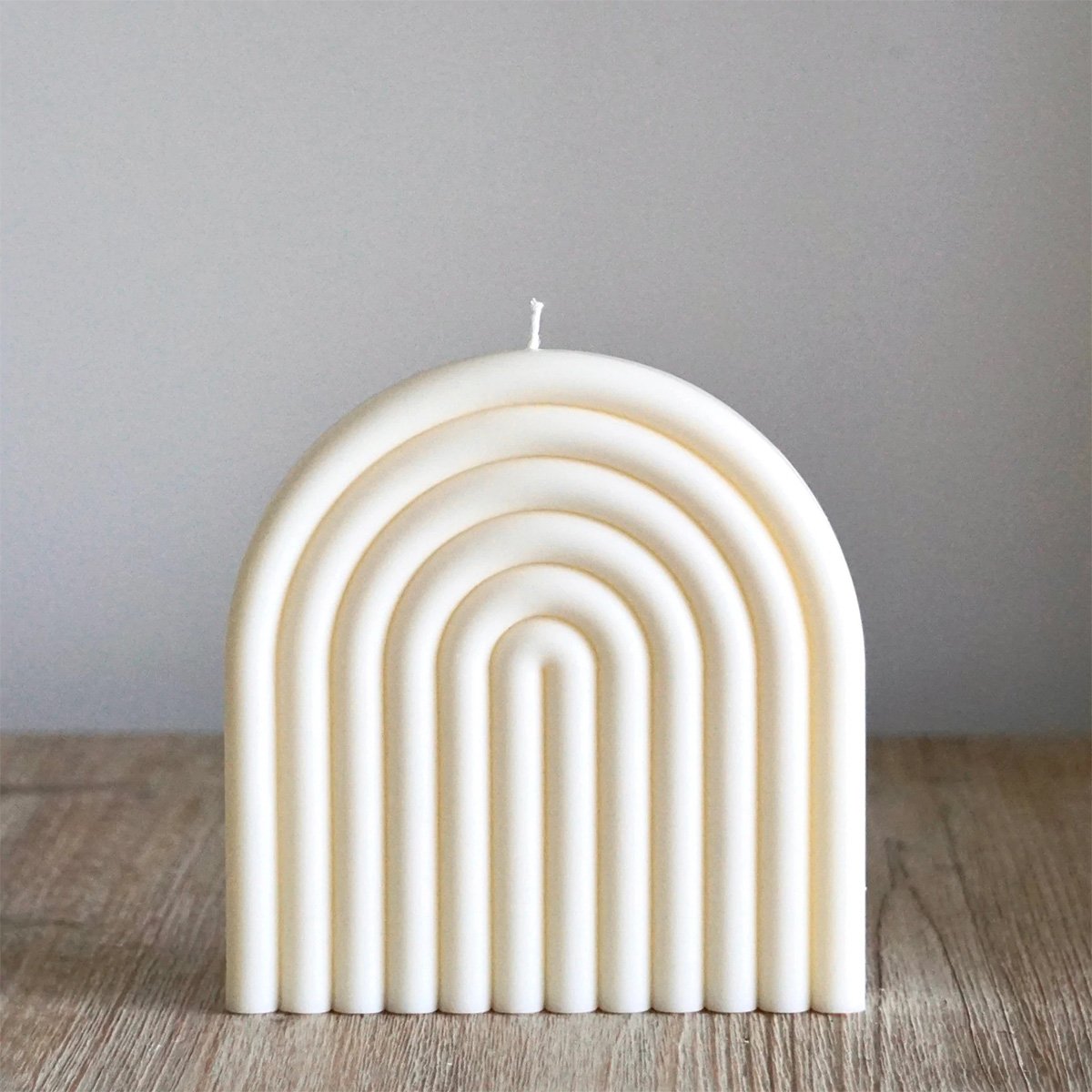Bougie Géométrique Ekru – Cire végétale artisanale, design original, coulée à la main à Bordeaux, décorative