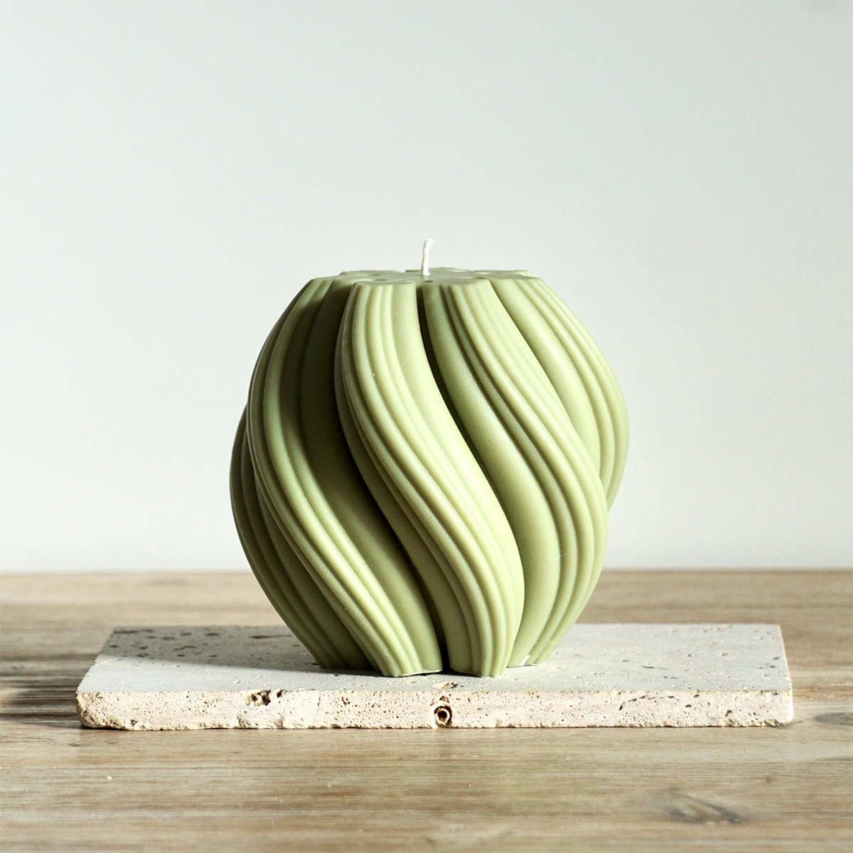 Bougie Géométrique Ekru – Cire végétale artisanale, design original, coulée à la main à Bordeaux, décorative