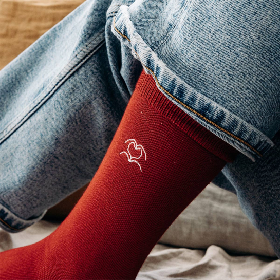 Chaussettes femme Love Socks Okuri – Messages brodés, Oeko-Tex, fabriquées au Portugal – Amour & humour