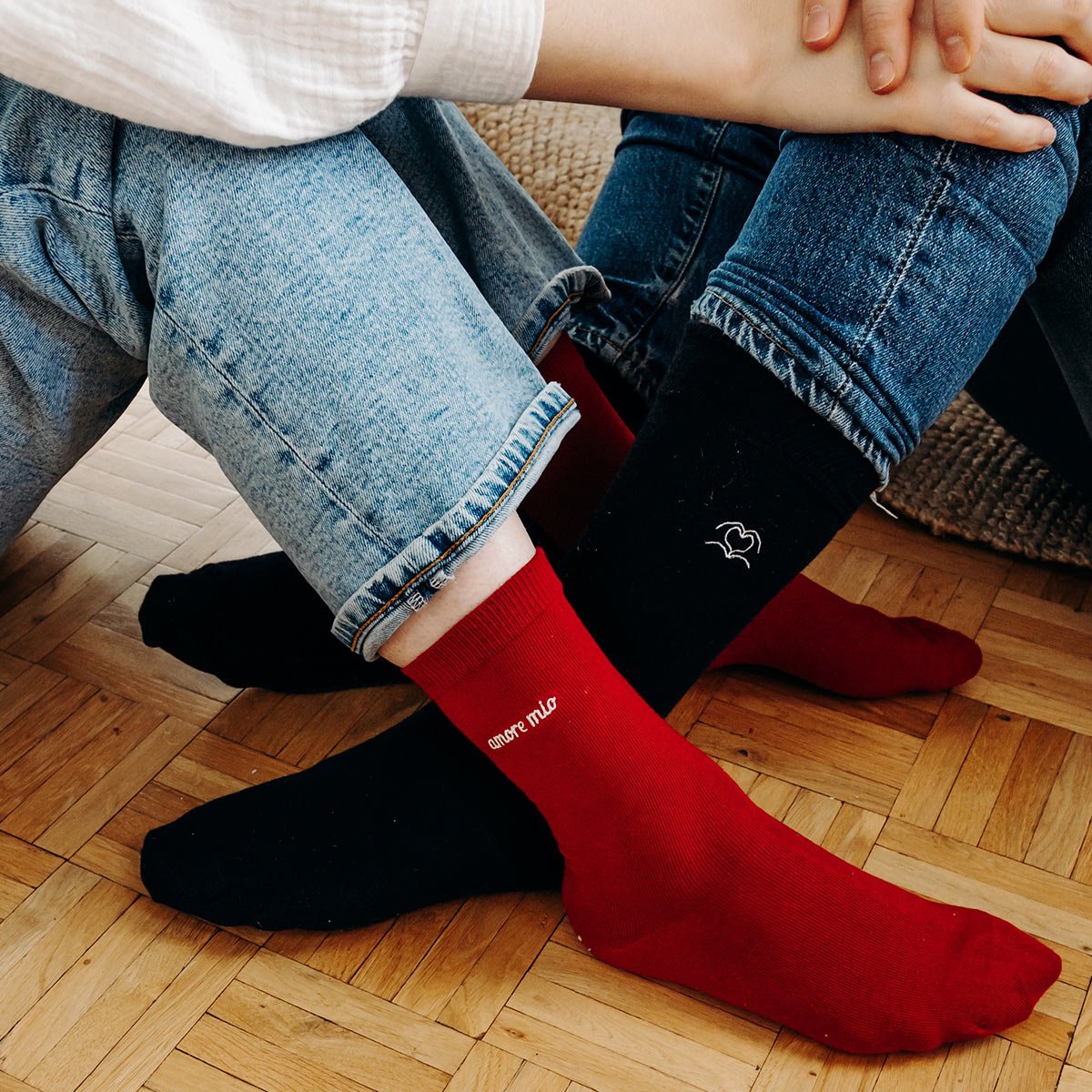 Chaussettes femme Love Socks Okuri – Messages brodés, Oeko-Tex, fabriquées au Portugal – Amour & humour