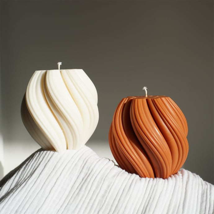 Bougie Géométrique Ekru – Cire végétale artisanale, design original, coulée à la main à Bordeaux, décorative