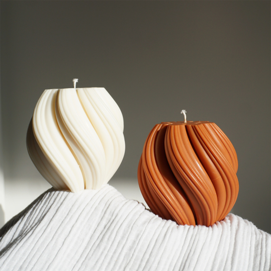 Bougie Géométrique Ekru – Cire végétale artisanale, design original, coulée à la main à Bordeaux, décorative