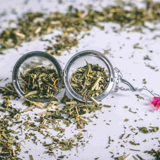 Infusion au C.B.D. – Marie Janine, infusion bio aux fleurs de CBD pour thé vert/noir/rooibos, détente zen et tea time relax