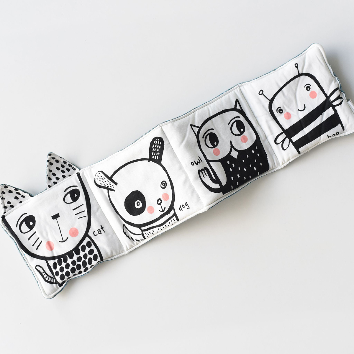 Livre d'Éveil & Wee Gallery - Accordéon en Tissu Bio  Stimule la Vision Bébé - Jouet Sensoriel - Blanc - Blanc (Wee Gallery) - Image 10