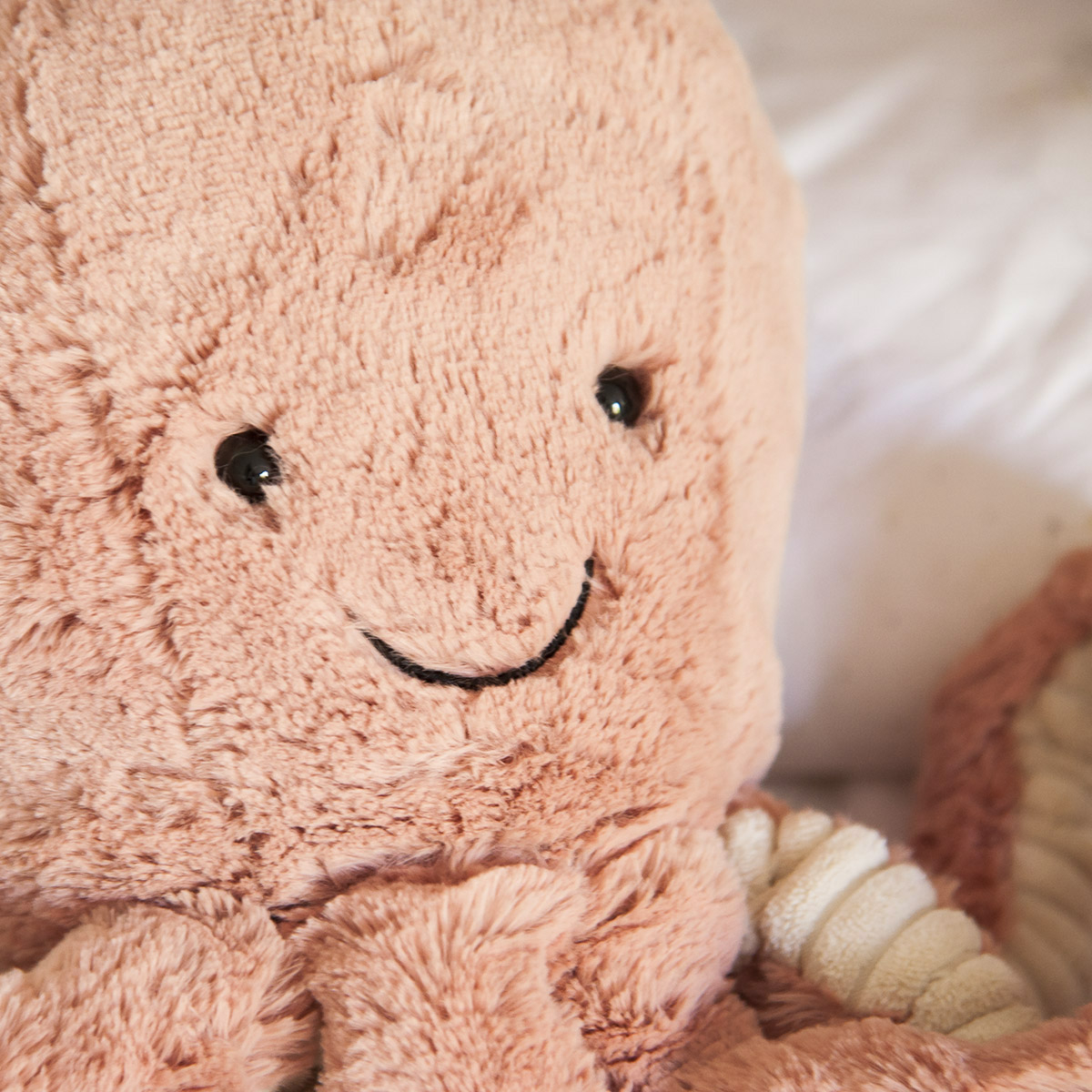 Jellycat - Peluche Pieuvre Odell Jellycat - Doudou XXL Ultra Doux  Tentacules Faciles à Saisir - Sécurité EN71 - M - Rose - M - Rose