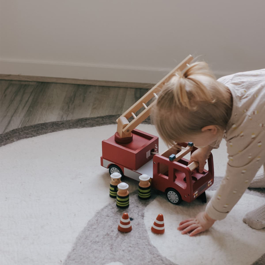 Camion de Pompiers en Bois Kids Concept - Jouet Éducatif | Échelle Pivotante, Cônes & Accessoires Inclus