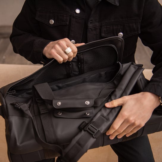 Sac de voyage Texel duffel Rains – Imperméable 43 L, multi-portage (dos, épaule, main), design scandinave robuste