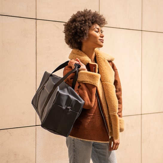 Sac de sport Rains – Grand compartiment 27L, imperméable & résistant, design scandinave idéal gym & week-end
