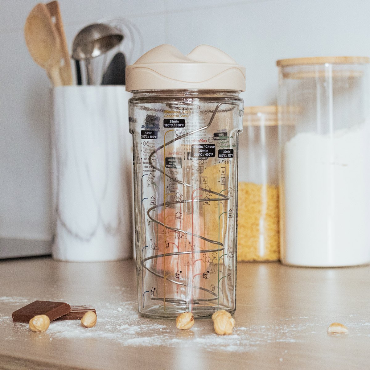 Shaker magique Cookut – Verre doseur innovant avec 10 recettes de gâteaux, anti-grumeau, pour pâtisserie express