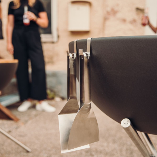 Set Ustensiles Barbecue Höfats – Pince, Grattoir & Spatule en Acier Inox, Accessoires Grill Antidérapants, Lavable en Lave-Vaiss