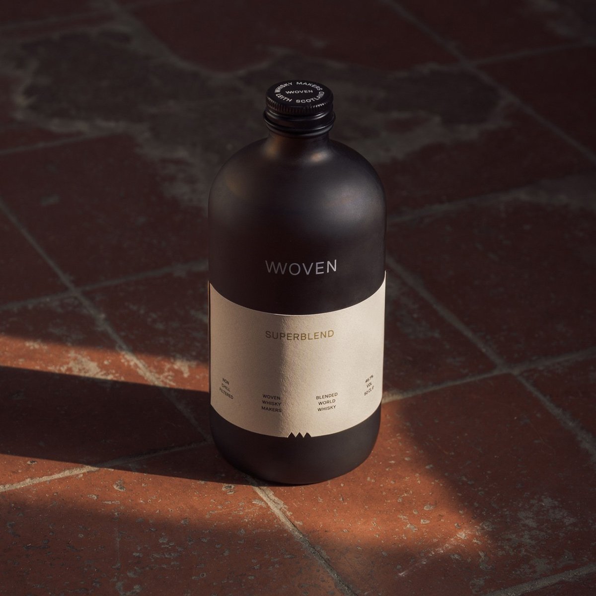 Whisky Woven Superblend La Maison du Whisky – Superblend international de 50 cl, notes fruitées et épicées, goût unique