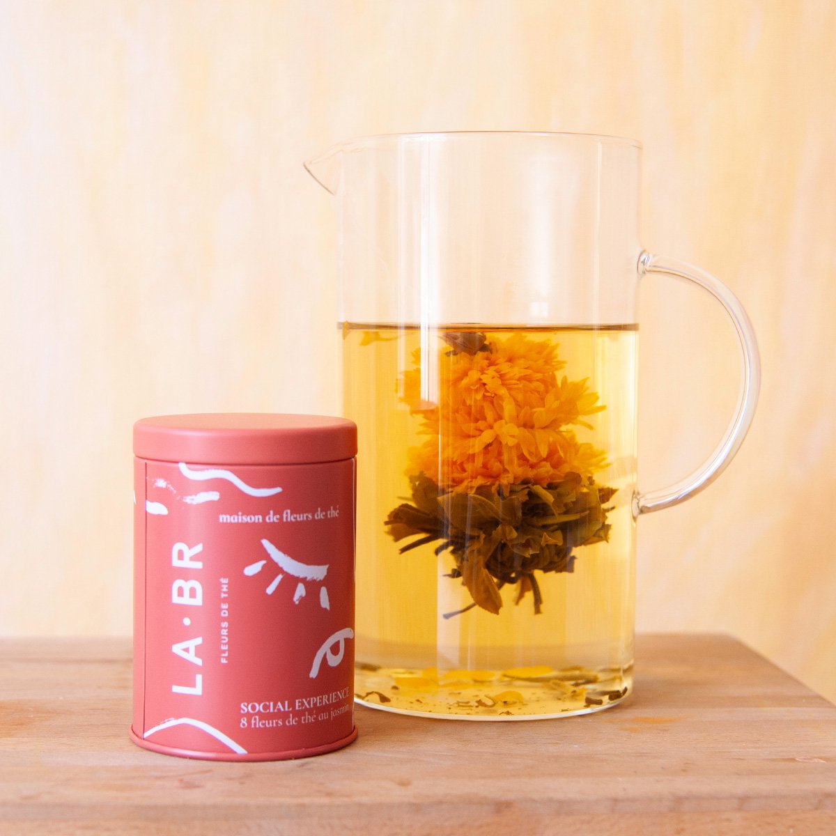 Fleurs de thé La.br – Coffret 8 fleurs de thé vert tressées à infuser – Thé artisanal & spectacle visuel