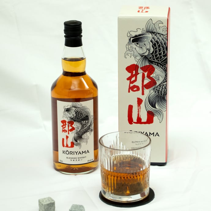 Whisky japonais Koriyama – Whiskies du monde, single malt 70 cl à 40° avec notes vanille/amande, bouteille élégante ornée d’une