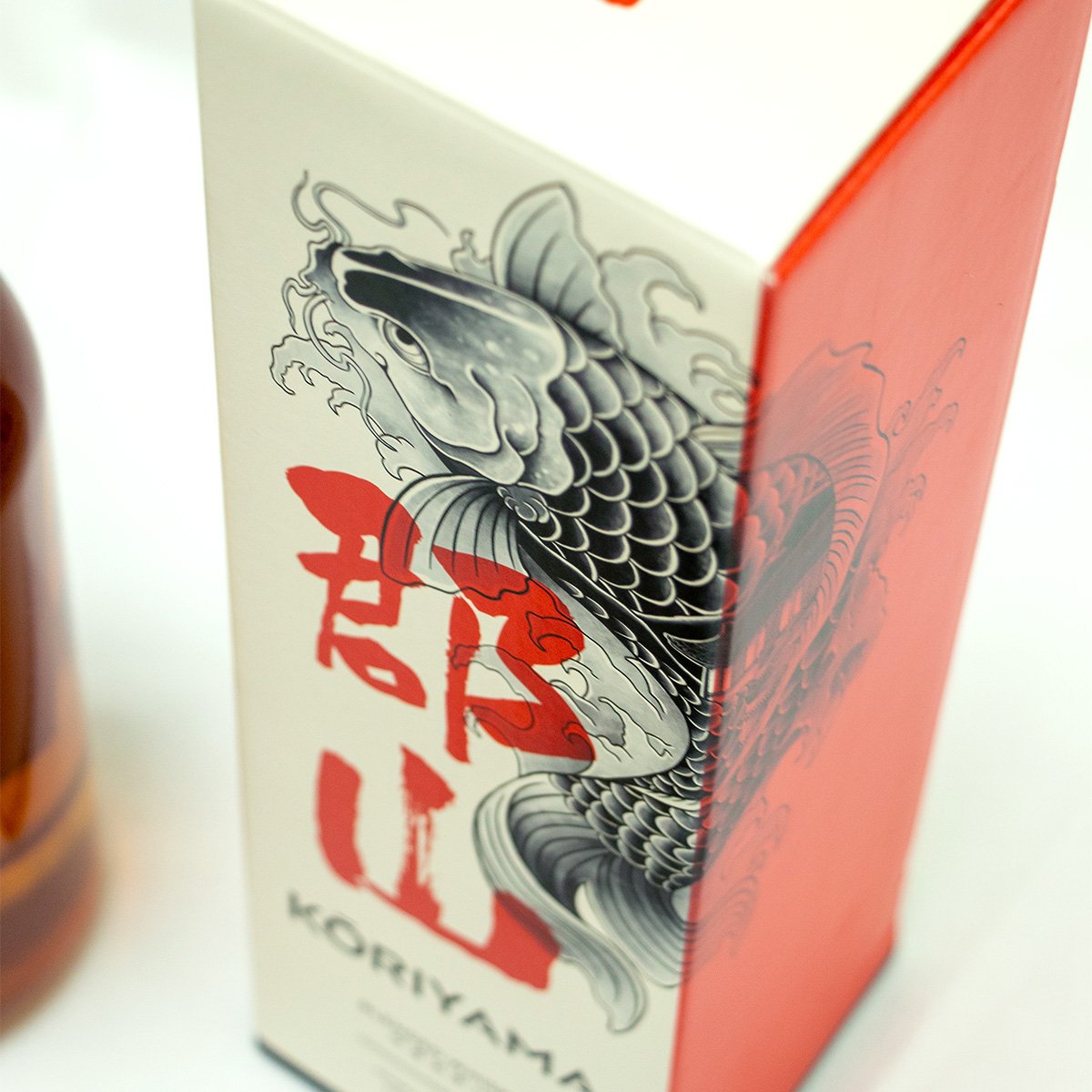 Whisky japonais Koriyama – Whiskies du monde, single malt 70 cl à 40° avec notes vanille/amande, bouteille élégante ornée d’une