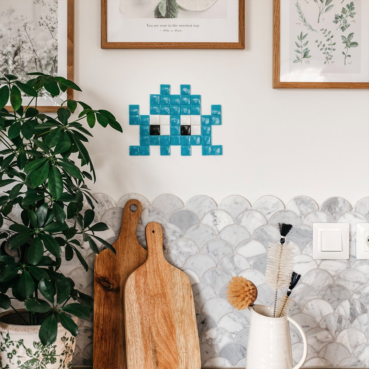 Kit mosaïque pop - Fenel & Arno - DIY street art rétro - Alien ou fantôme en carreaux de verre - Usage intérieur et extérieur