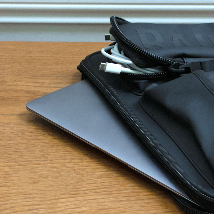 Housse d’ordinateur Texel Rains – Protection imperméable 520gsm pour 13-14 pouces, design élégant et fonctionnel