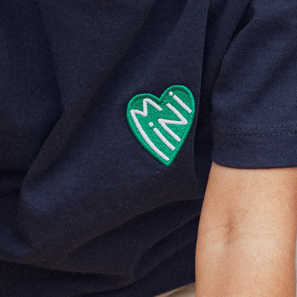 T-shirt Cœur Mini - Affaire De Famille - 6 ans - 6 ans (Affaire De Famille) - Image 1