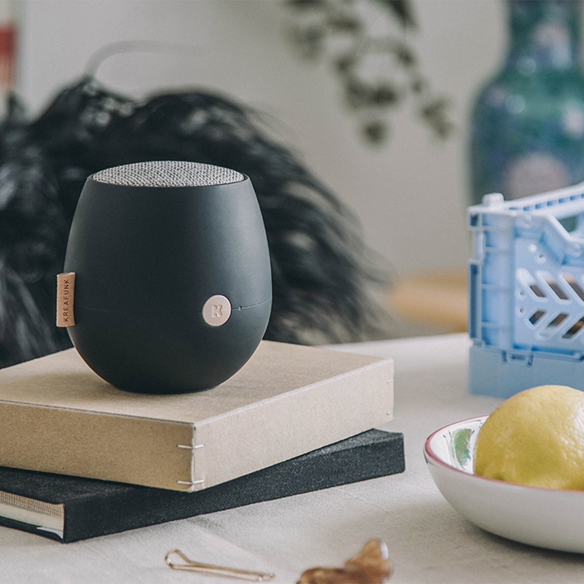 Enceinte waterproof aJAZZ Qi Kreafunk – Bluetooth nomade, 25h d’autonomie, design scandinave résistant à l’eau