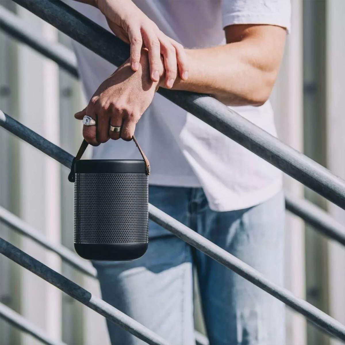 Enceinte colorée waterproof aMAJOR Kreafunk – Design moderne, 40W, son 360° et autonomie 30h, idéale pour nomades