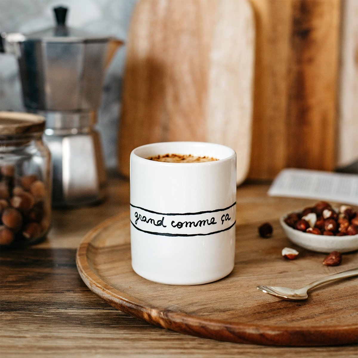 Mugs Love – Okuri, collection de mugs en faïence sérigraphiés avec messages d’amour, 30 cl, design moderne fabriqué en Europe