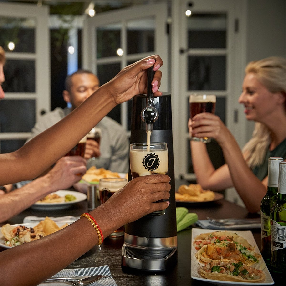 Petite tireuse à bière de table - Les Raffineurs