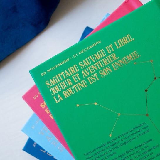 Livres astrologiques – Hachette Pratique, collection illustrée sur signes du zodiaque par Stella Andromeda, format 112 pages