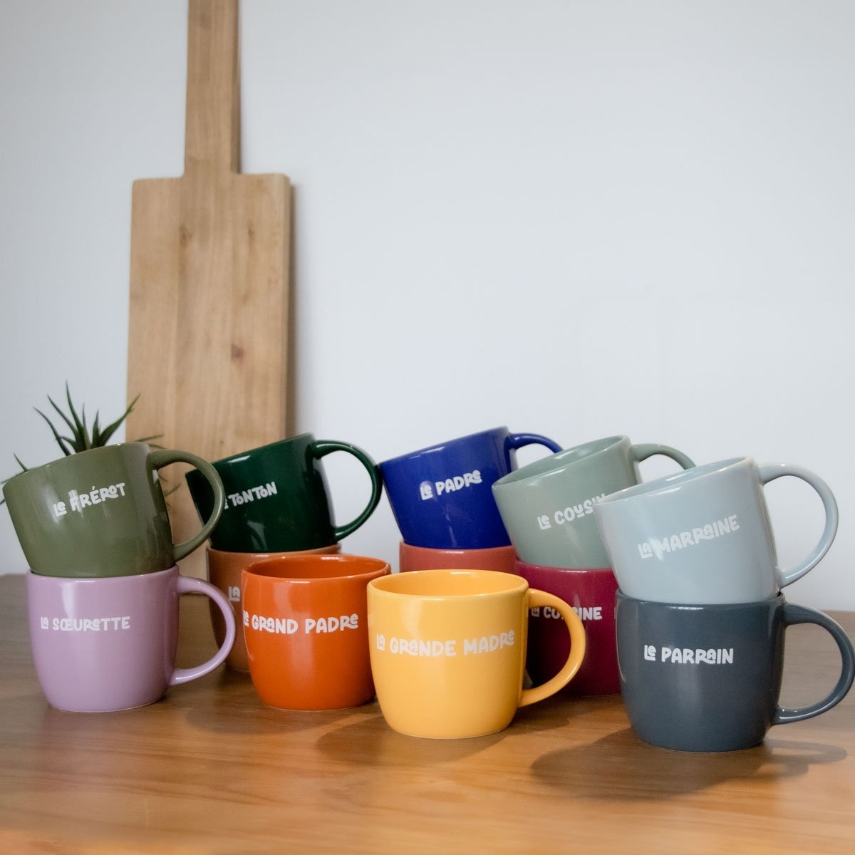 Mug La Sœurette Affaire de famille – Faïence colorée sérigraphiée, design moderne et compatible micro-ondes, made in Europe