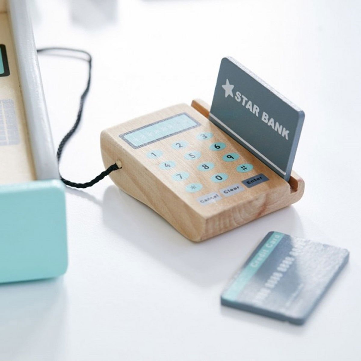 Caisse enregistreuse en bois - Les Raffineurs