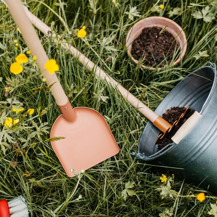 Outils de jardinage Liewood - Pelle, râteau & balai en bois et inox - Pour petits jardiniers