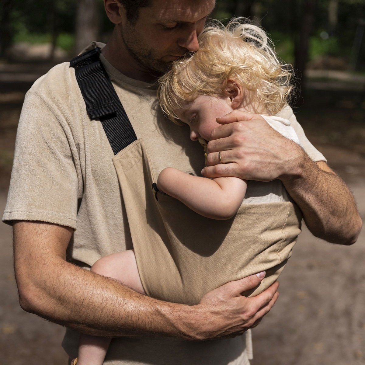 Porte-Bébé Wildride - Portage Confortable & Ergonomique | Sangle Ajustable - Enfant de 9 Mois à 4 Ans