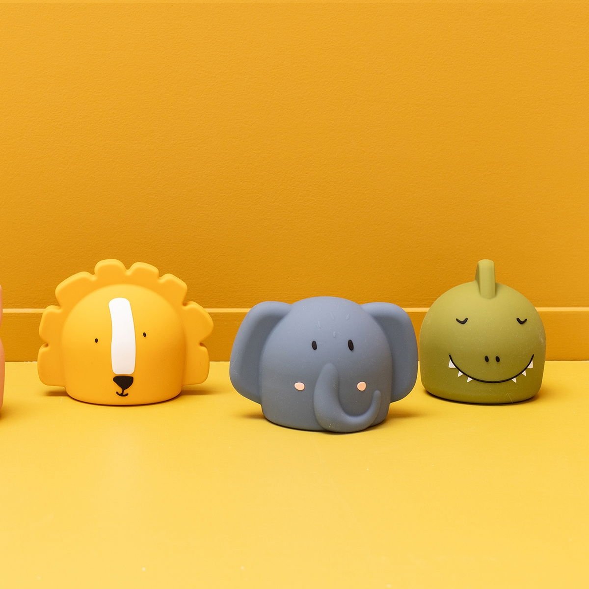 Veilleuse silicone animaux Trixie - Lapin, éléphant, lion ou dino - Lumière douce & rechargeable USB