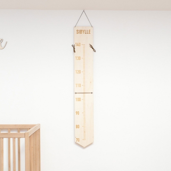 Toise en bois personnalisée June & Jane - Graduation 70 cm à 1m40 - Fabrication artisanale France