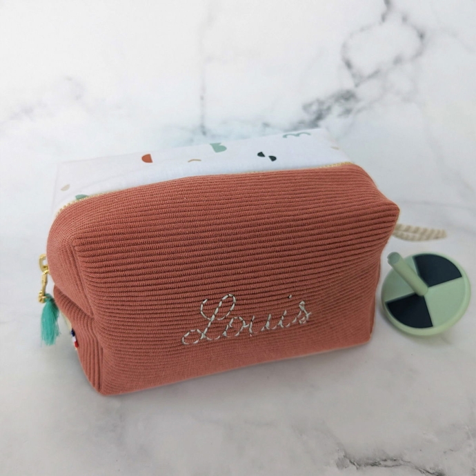 Trousse de Toilette Personnalisée - Coton Brodé à la Main | Rangement Bébé & Voyage - Fabriqué en France