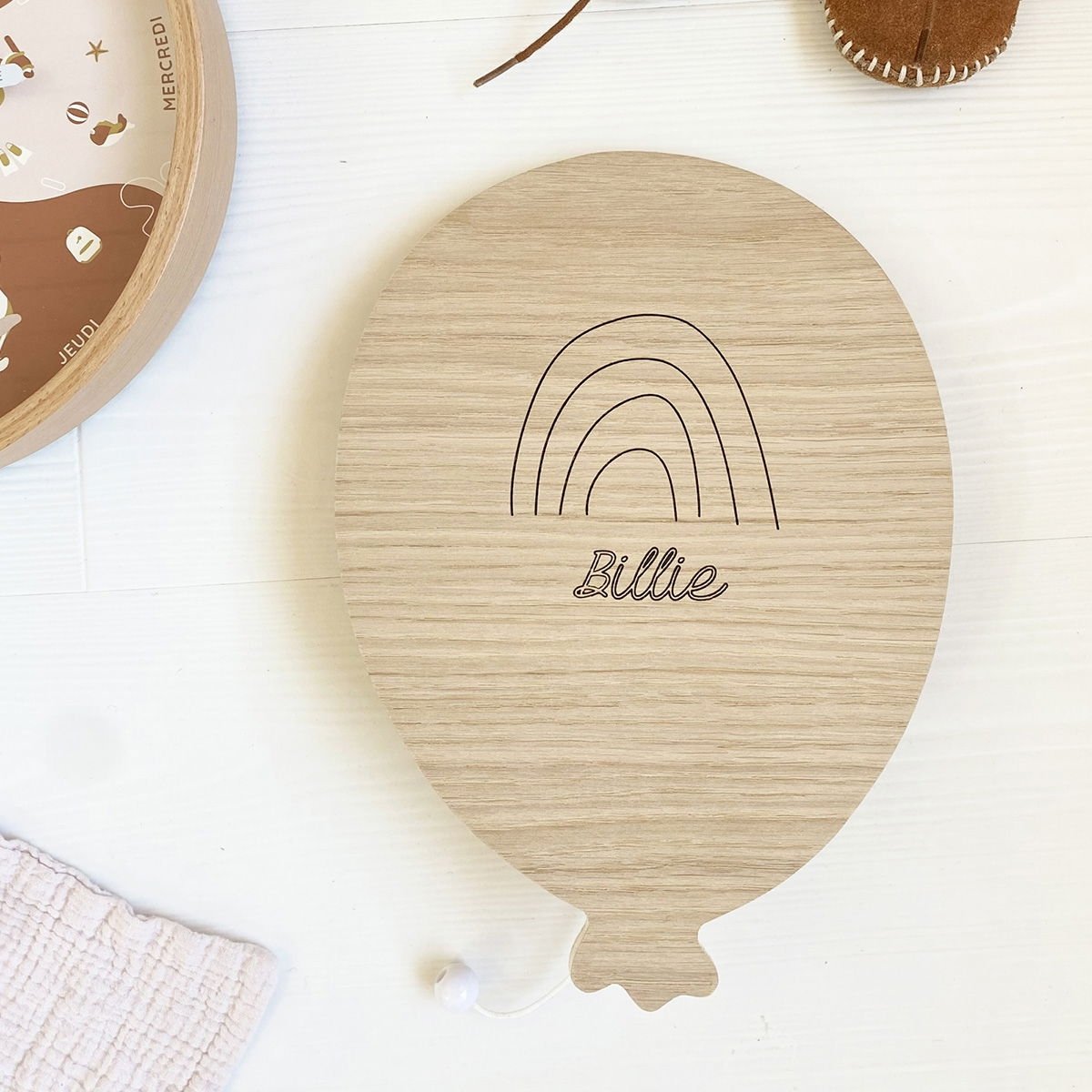 Boîte à Musique Personnalisée April Eleven - Gravure Prénom | Mélodie Hey Jude - Fait Main en France