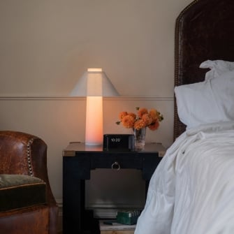 Réveil apaisant intelligent multifonctions Loftie - Réveil bien-être - Enceinte Bluetooth - Bruits blancs & méditation