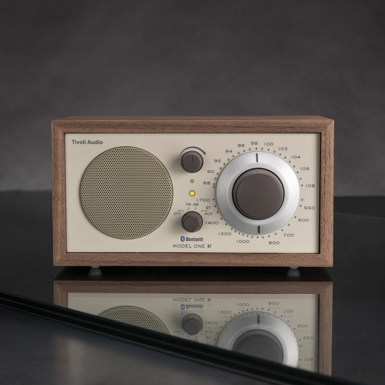 Enceinte Bluetooth rétro Model One BT – Radio AM/FM en bois haut de gamme avec entrée auxiliaire – Design rétro