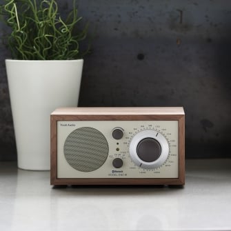 Enceinte Bluetooth rétro Model One BT – Radio AM/FM en bois haut de gamme avec entrée auxiliaire – Design rétro